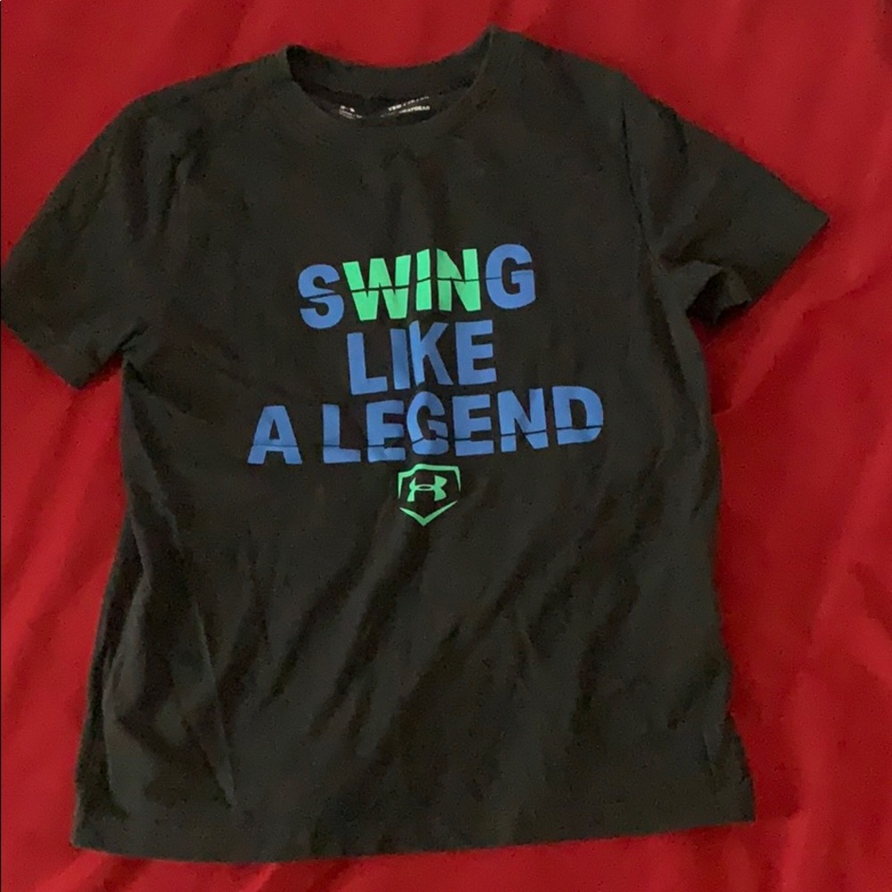 Under armour short sleeve tshirt